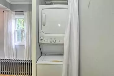 コテージ Enchanting Family House W/ Balcony < 3 Mi To Wvu!