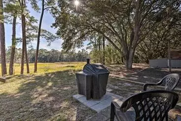 コテージ Family Florida Lake House: Private Screened Porch