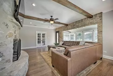 コテージ Helotes Hill Country Hideaway W/ 2 Decks!