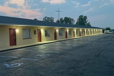 فندق على الطريق New Budget Inn