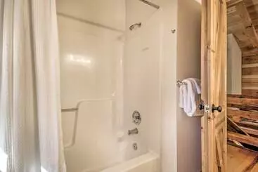 コテージ Riversong Luxe Cabin W/ Fire Pit On North River