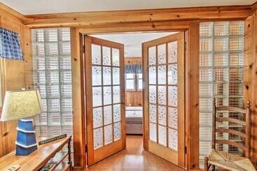 Beachfront Sebago Cottage W/ Deck + Grill!