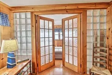 Beachfront Sebago Cottage W/ Deck + Grill!