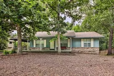 Mökkimajoitus Bella Vista Home Base Near Mtn Biking & Golf!