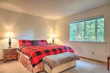 茅舍 4 Mi To Big Tree State Park: Serene Cabin W/ Deck