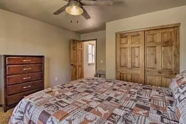 کلبه Close To Golf & Hiking: Show Low Family Cabin