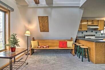 بيت ريفى Vivid Cedar Ridge Cabin ~ 23 Miles To Wichita!