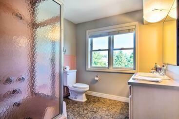 بيت ريفى 7 Acre Coastal Michigan Home W/hot Tub & Sauna!