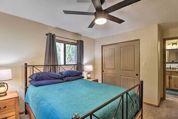 קוטג'' Cozy Pinetop Cabin: Walk To Shops + Dining!