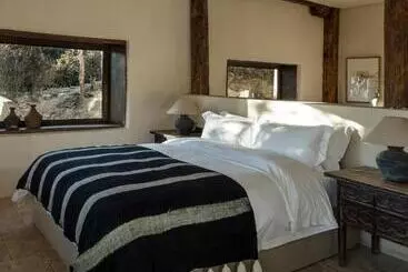 Sunyata Hotel. Deqin Meili