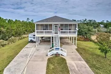コテージ Pass Christian Home: Easy Access To Beaches!