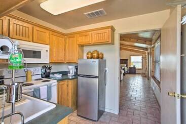 Pet Friendly Efficiency Cottage W/ Pool!