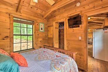 بيت ريفى Quaint Log Cabin W/ Views Near West Jefferson