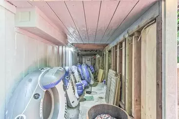 Mökkimajoitus Redwoods Cabin W/ Hot Tub: Walk To Russian River!