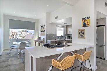 コテージ Stunning Desert Hot Springs Home W/ Pool!