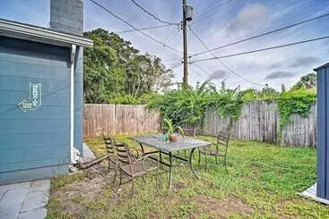 コテージ Cozy Jungle Escape < 1 Mi To Gulfport Beach!