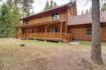 コテージ Exquisite Mccall Log Cabin   Walk To Payette Lake!
