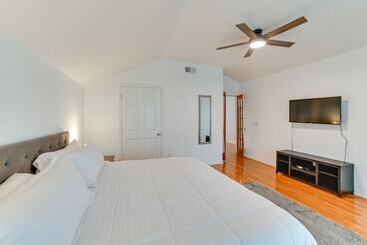 קוטג'' Lake Escape In Cadiz W/ Dock: Families Welcome!