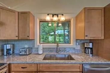 コテージ House W/ Balcony ~ 5 Mi To Cranmore Resort!