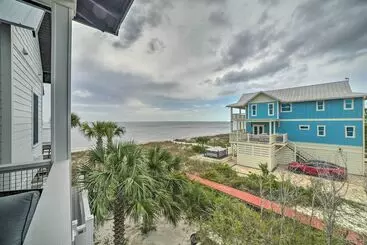 Luxe Beachfront Windmark Cottage W/ Deck!