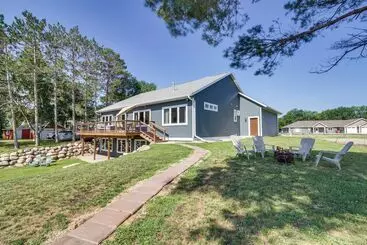 コテージ Dock + Kayaks: Alexandria Chain Of Lakes Escape!