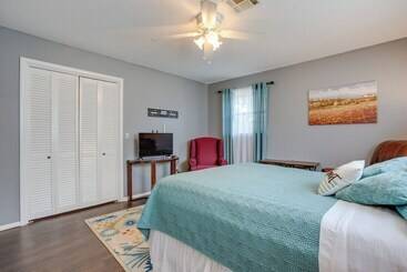 بيت ريفى Norman Home W/ Yard, Walk To Park & Ou Campus!