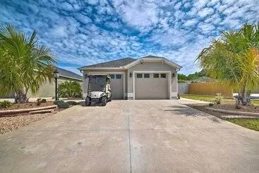 コテージ Open Concept Wildwood Home W/ Lanai & Yard!