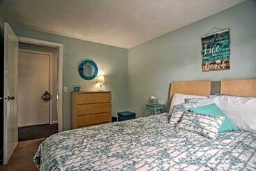 コテージ Quaint Dennis Home W/ Deck + Grill, Walk To Beach!