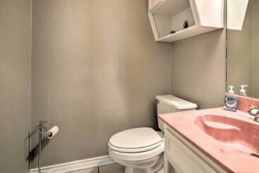 کلبه Spacious Killeen Home W/ Large Yard & Patio!