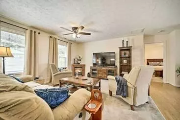 コテージ Family Friendly Waynesville Home W/ Fire Pit!