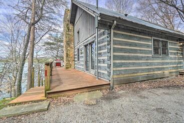 Mökkimajoitus Lakefront Cabin W/ Boat Dock & Sunset Views!