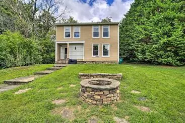 コテージ Lovely Blacksburg Hideaway < 1 Mi To Virginia Tech