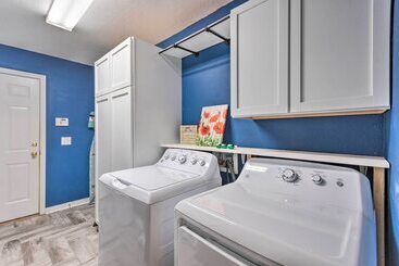 茅舍 Private Gulf Breeze Gem W/ Easy Shore Access!