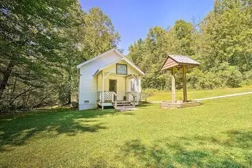 Mökkimajoitus The Creek  Winfield Gem: 73 Acres Of Privacy