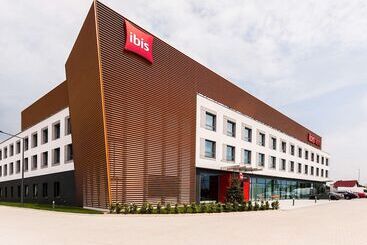 בית מלון כפרי Ibis Poznan Polnoc