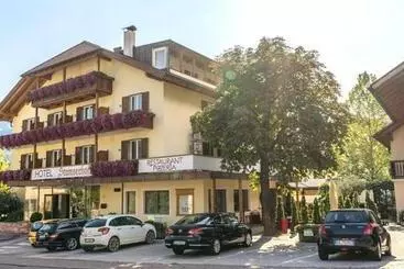 هتل Stamserhof