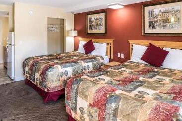 Motel Sahara Courtyard Inn Penticton