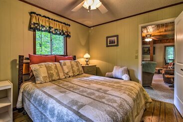 بيت ريفى Robbinsville Cabin W/ Deck: 3 Mi To Fontana Lake!