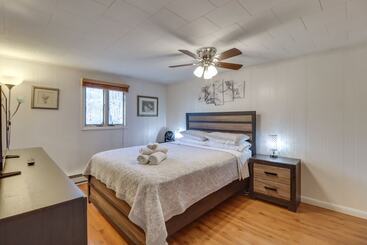 별장 Happy Place By The Lake W/ Fire Pit: Walk To Beach