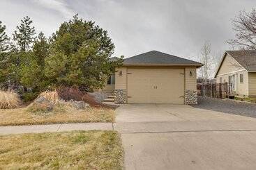 Landhus Pet Friendly Bend Home W/ Hot Tub & Patio!