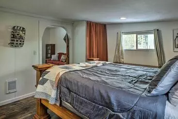 Mökkimajoitus Private La Pine Cabin Rental: 30 Mi To Bend!