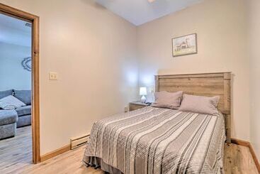 קוטג'' Quaint Zanesville Home W/ Game Room & Yard!