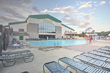 Hus på landet Resort Home On Mountain Golf Course W/ Deck & View
