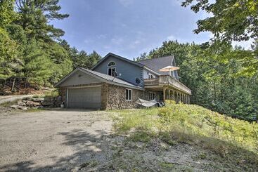Cabane Elegant & Quiet Maine Escape W/ Sauna & Deck!