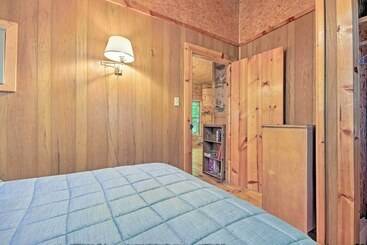 بيت ريفى Pisgah Forest  The Oak  Cabin W/deck By Creek