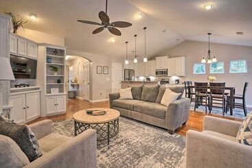 بيت ريفى Bright Summerville Abode ~ 9 Mi To Water Park