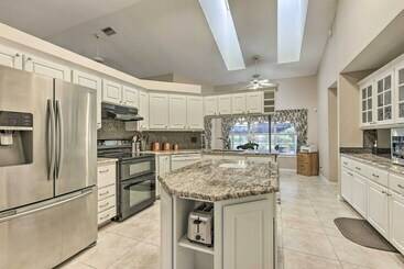 Сельский дом Large Home ~ 9 Mi To World Equestrian Center!