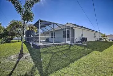 Dom wiejski 3 Mi To Beach: Cape Coral Home W/ Heated Pool