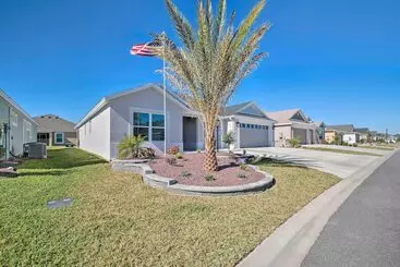 コテージ Sunlit Escape In The Villages W/ Screened Porch!