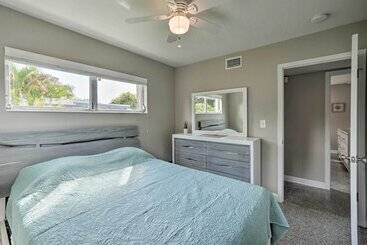 کلبه Tampa Home Near Boat Ramp ~ 10 Mi To Dtwn!